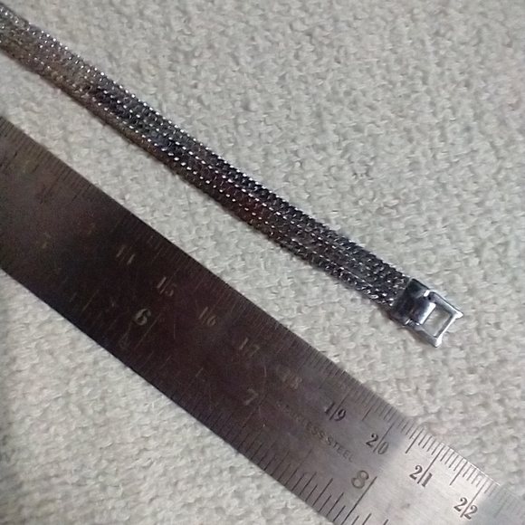 Silvertone 3 chain bracelet - Picture 2 of 8